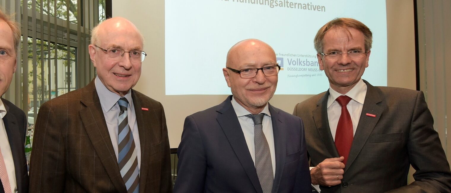 Europa-Forum des Kompetenzzentrums Soziale Marktwirtschaft von HWK und NWHT zum Thema: "Europa am Wendepunkt: Krise und Handlungsalternativen" mit Verfassungsrichter a.D. Prof. Udo Di Fabio