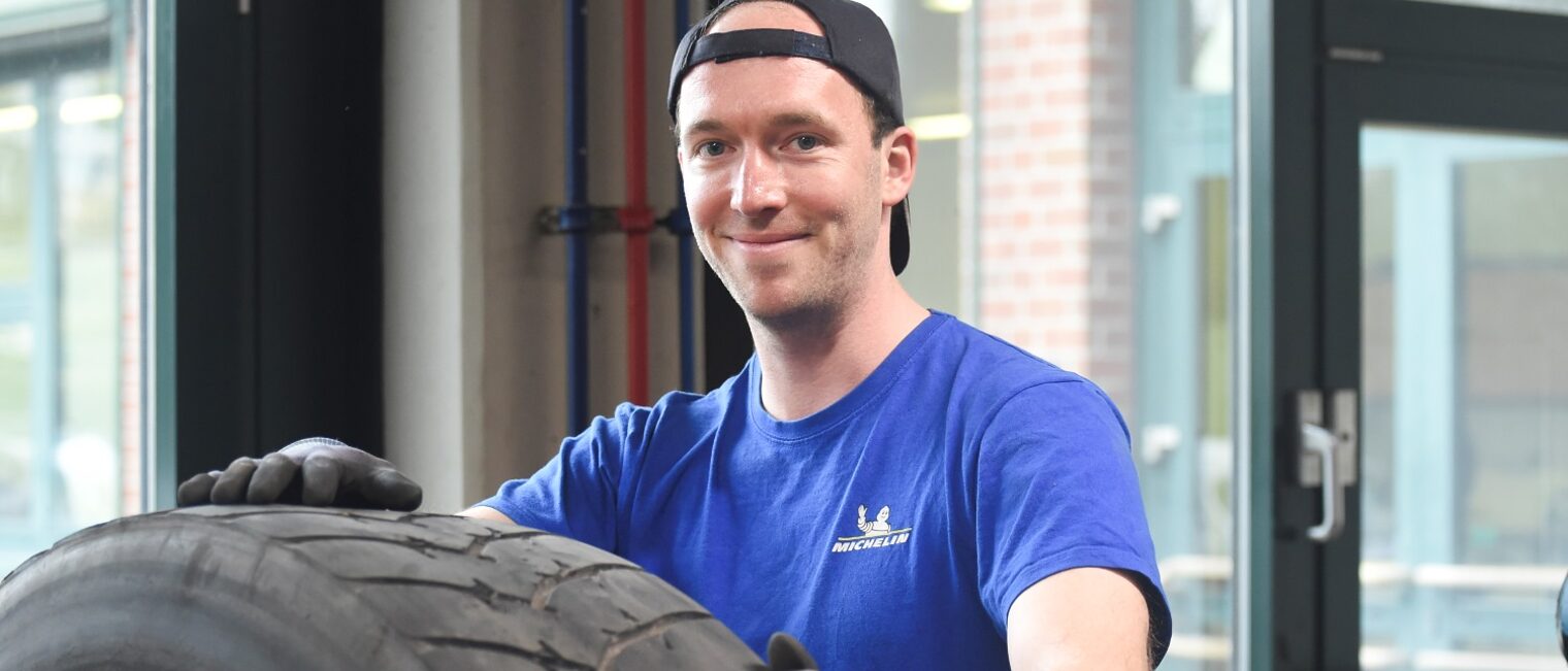 Sebastian Schulze, Mechaniker für Reifen- und Vulkanisationstechnik